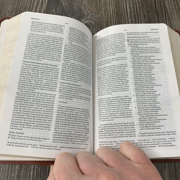 CSB Ultrathin Compact Bible, Brown LeatherTouch Holman Leatherlike - Picture 9 of 9